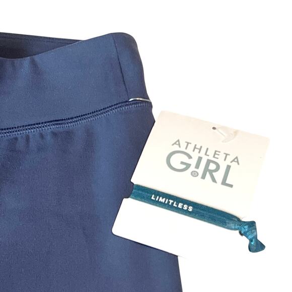 NWT Athleta Girl On Pointe Cross Hem Capri Cropped Athletic Leggings Small / 7 - Picture 3 of 10